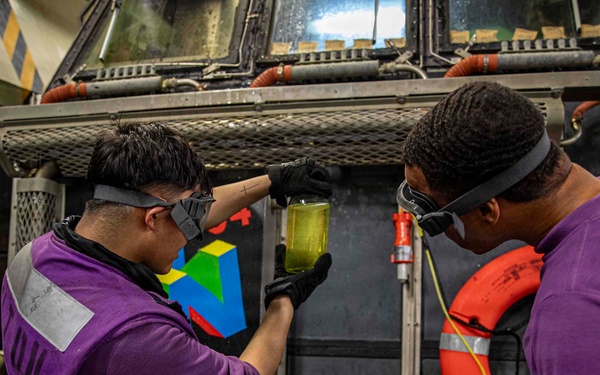 LCAC Maintenance Turns onboard USS Makin Island