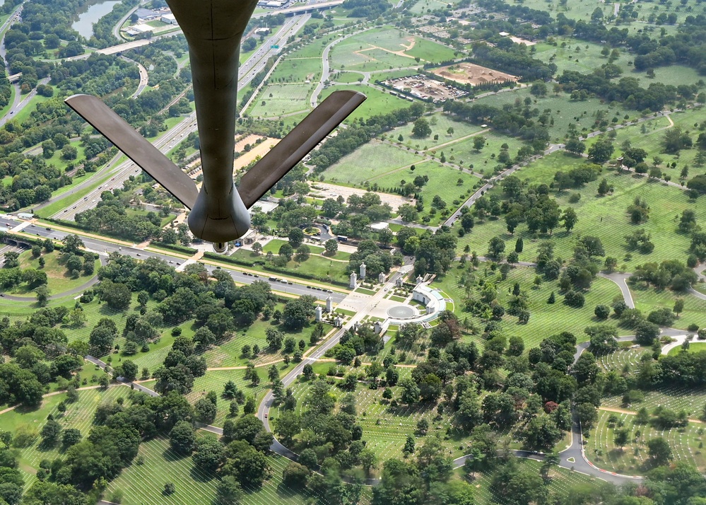 91st ARS honors World War II veteran with Arlington flyover