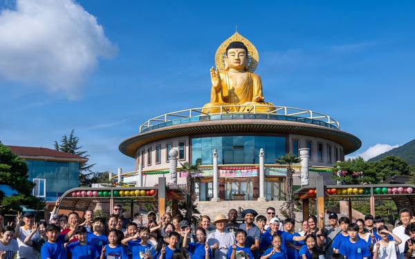 Commander, U.S. Naval Forces Korea Sailors teach English at Hongbeopsa Temple English Camp in South Korea
