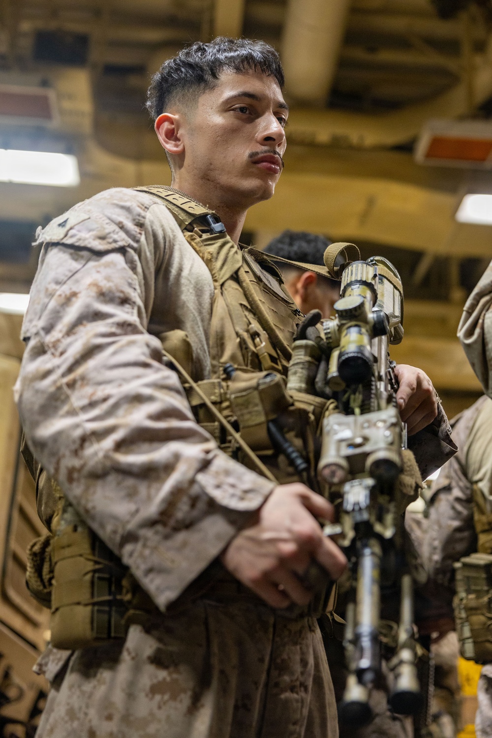 11th MEU Marines Conduct Weapon Familiarization Drills Aboard USS Boxer