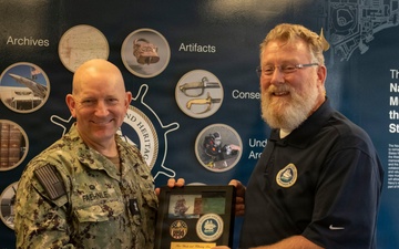 Naval District Washington’s 94th Commandant, Rear Adm. David Faehnle, visits Naval History and Heritage Command