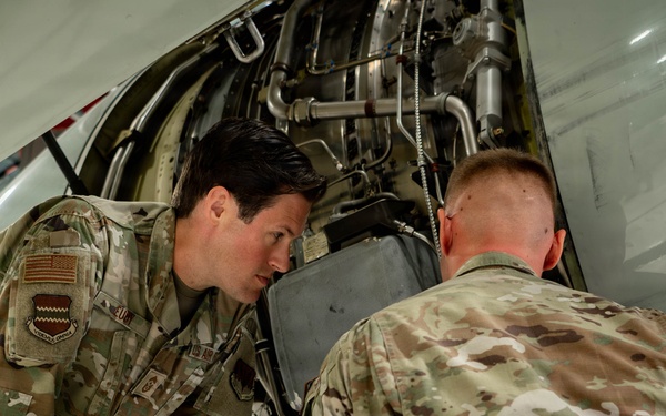 55th Wing Command Chief learns from Offutt's mission enablers