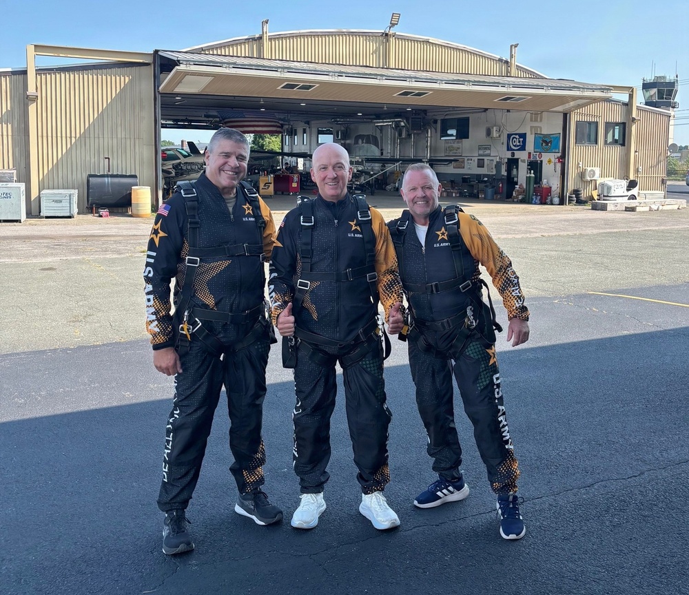 Army Reserve teams with Golden Knights, recruiters to build community partnerships