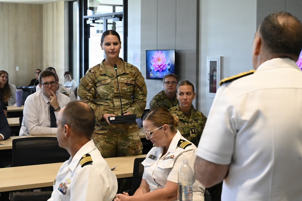 Navy Medicine demonstrates readiness during Billings Navy Week