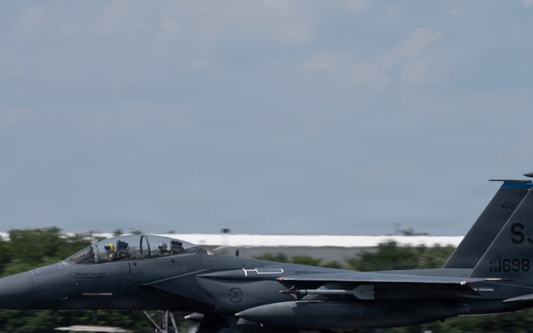 4th Fighter Wing Temporarily Relocates Flight Operations to Savannah