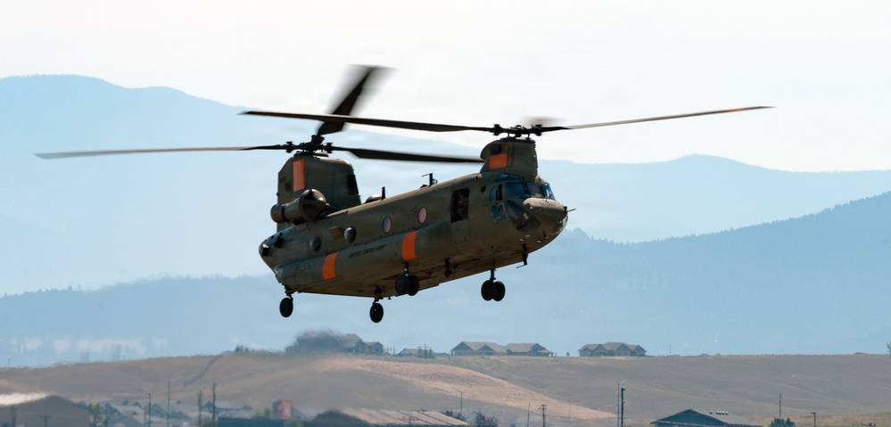 Montana Army National Guard Chinook Crew Returns After Supporting Washington Wildfire Suppression