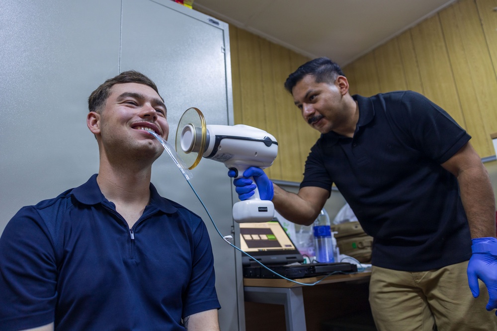 11th MEU Marines Receive Routine Dental Exams