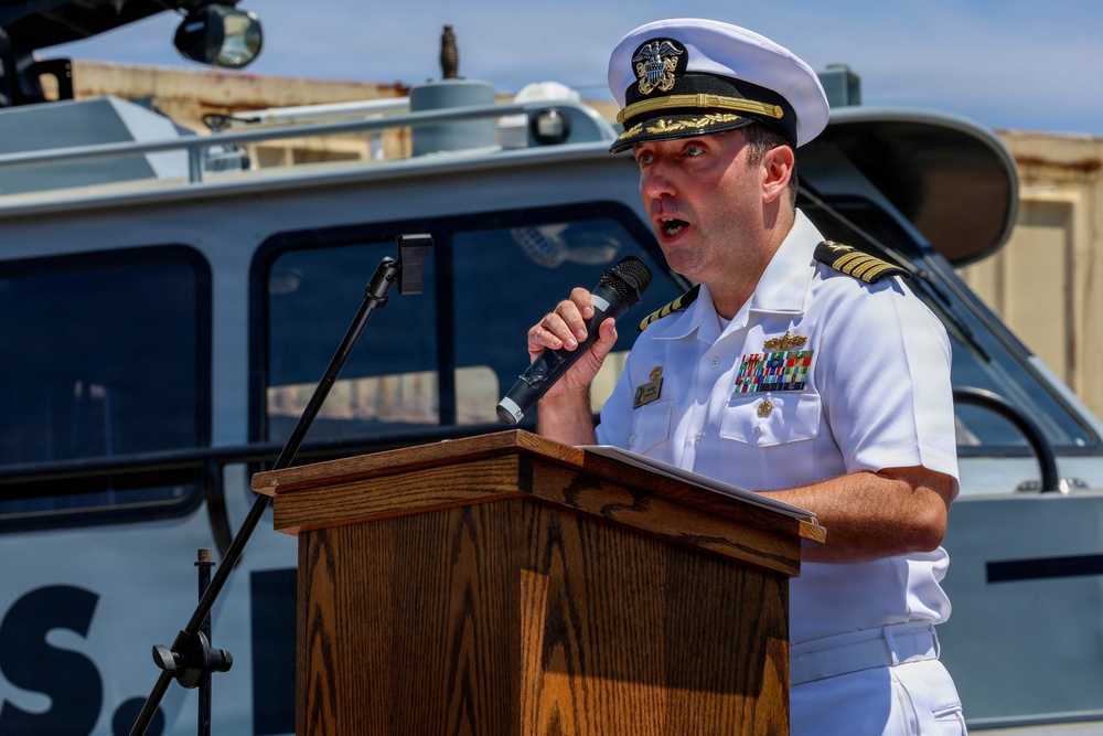 Maritime Expeditionary Security Squadon (MSRON) 5 Conduct Change of Command