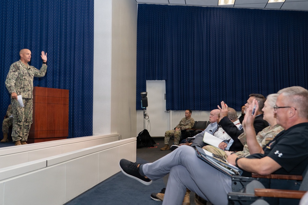DLA Energy commander’s final townhall highlights new leadership, agency accomplishments