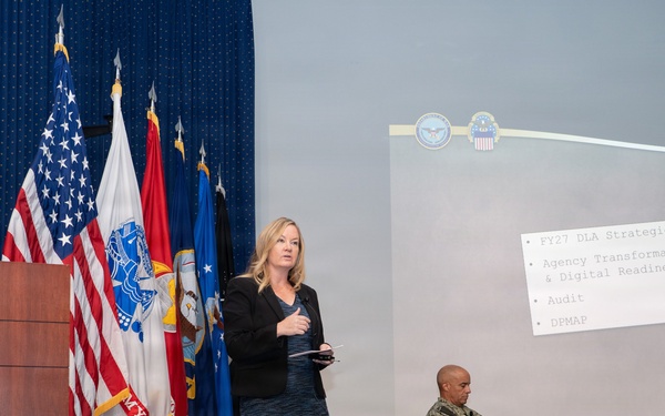 DLA Energy commander’s final townhall highlights new leadership, agency accomplishments
