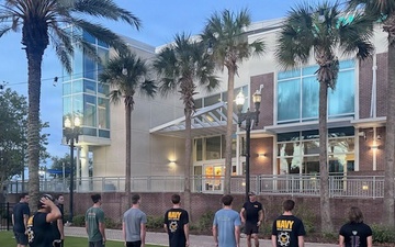 Rescue Swimmer Prepares Next Generation for Navy Special Operations