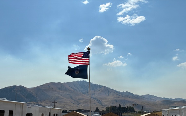 Active-duty U.S. Army Soldiers from 7th Infantry Division activated as wildland firefighters on the Little Giant Fire