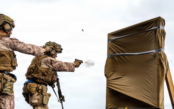 11th MEU Marines, Sailors Conduct Combat Marksmanship Training Aboard USS Boxer