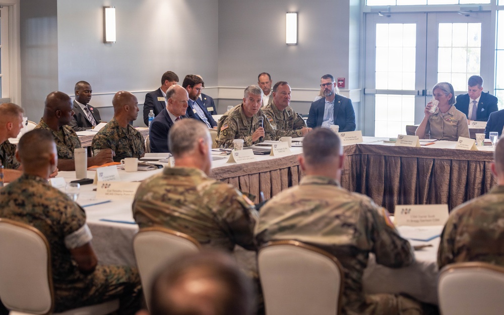 North Carolina Commanders Council Meets at MCAS New River