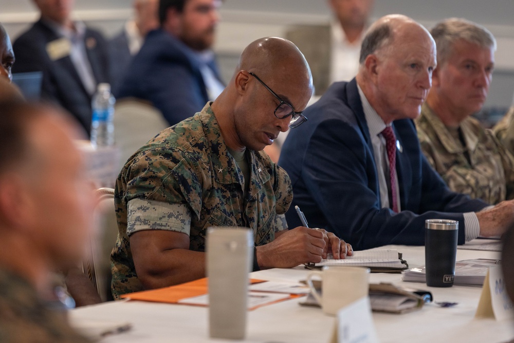 North Carolina Commanders Council Meets at MCAS New River