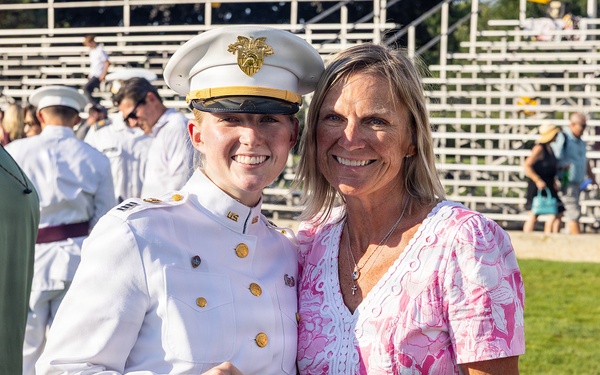 USMA Class of 2027 receives rings, now forever bonded with Long Gray Line