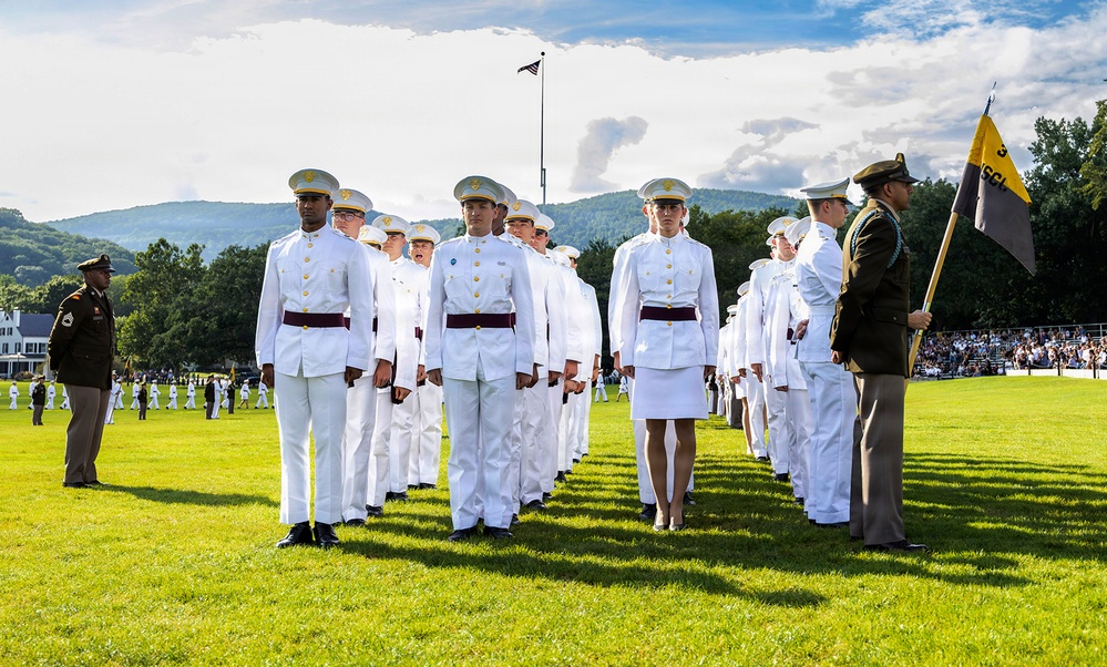 USMA Class of 2027 receives rings, now forever bonded with Long Gray Line