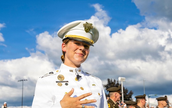 USMA Class of 2027 receives rings, now forever bonded with Long Gray Line