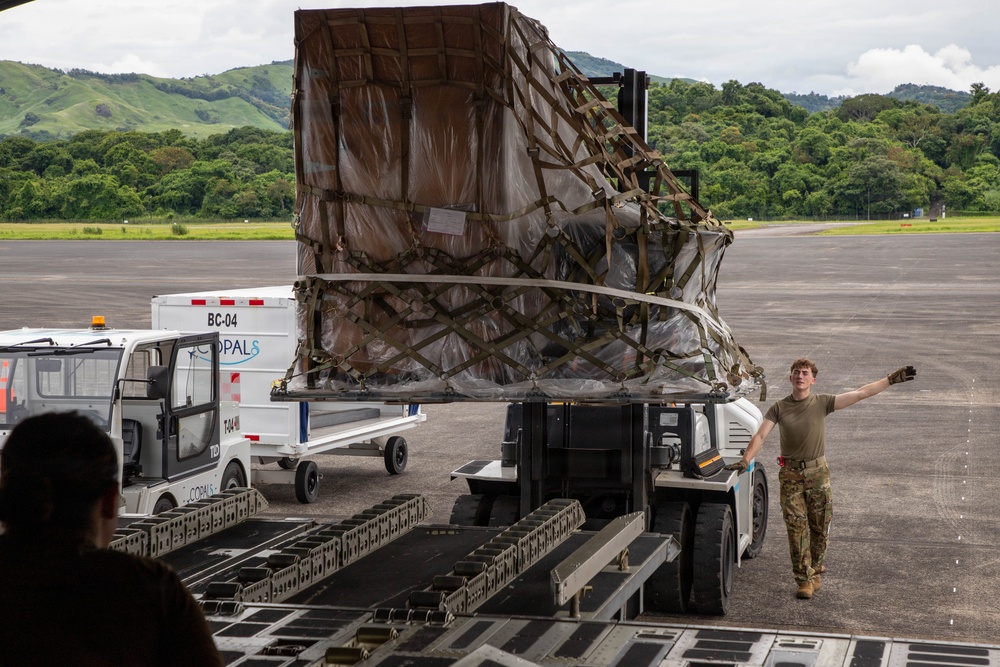 DARPA Transports a SIT Radiator To Combat New World Screwworm In The U.S. With The Help of Panamanian Partners.