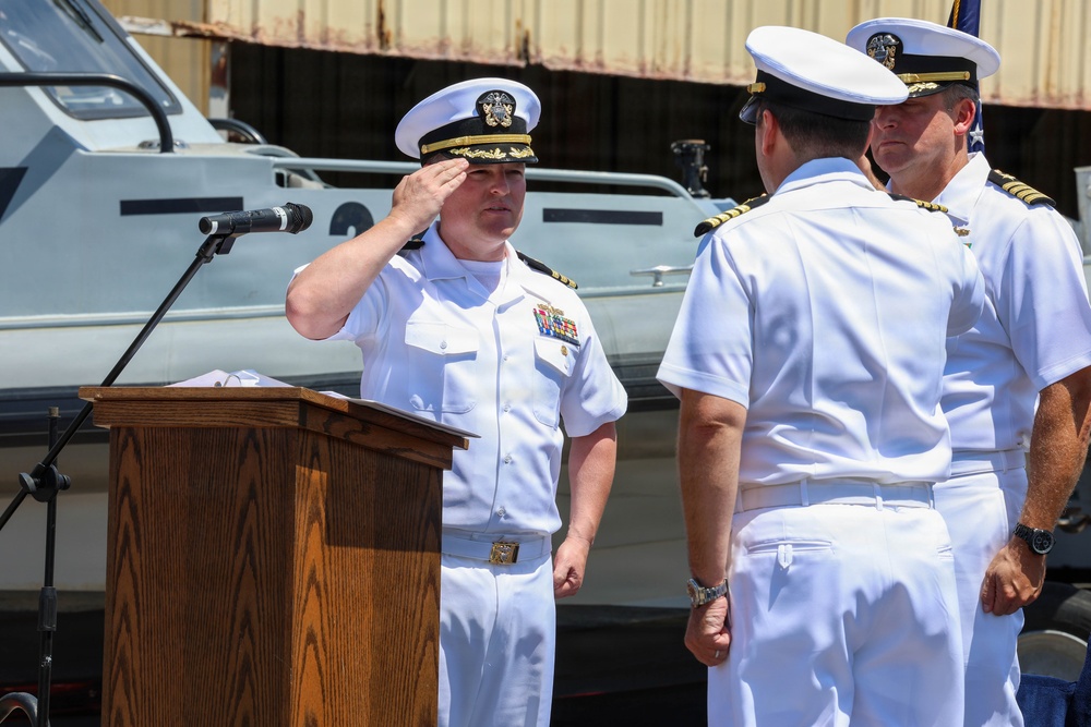 Maritime Expeditionary Security Squadon (MSRON) 5 Conduct Change of Command