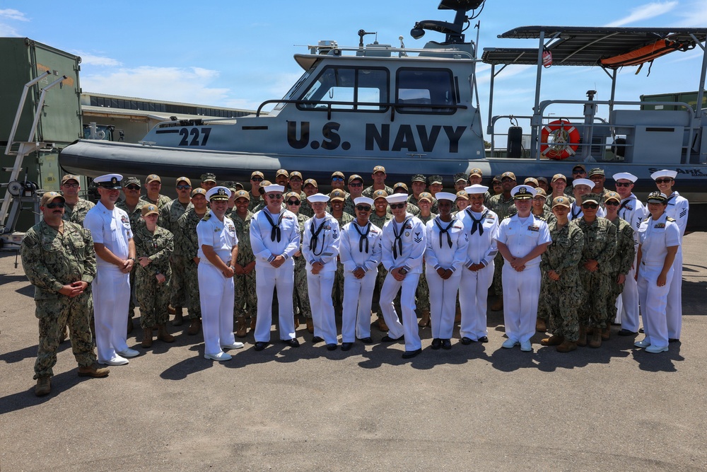 Maritime Expeditionary Security Squadon (MSRON) 5 Conduct Change of Command