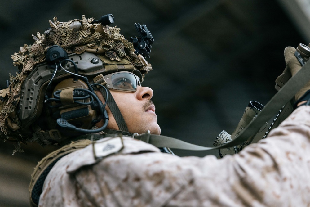 11th MEU Marines, Sailors Conduct Combat Marksmanship Training Aboard USS Boxer