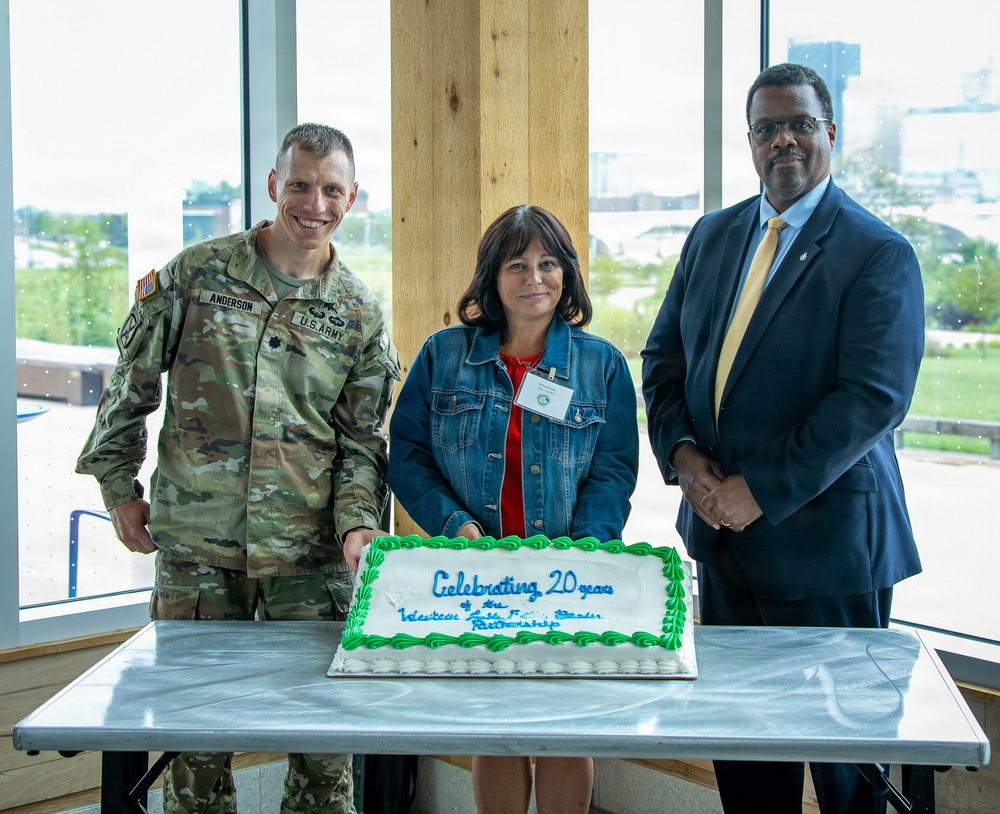 Buffalo District Commander Lt. Col. Anderson's AOR Tour Stops at the Western Lake Erie Basin Meeting