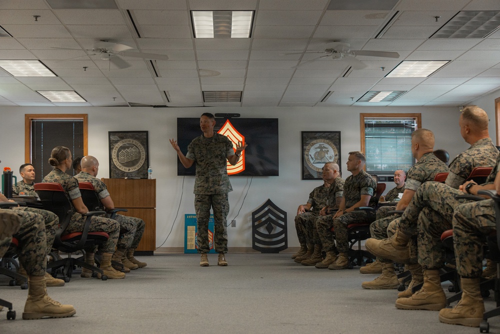 SMMC Visits First Sergeants School