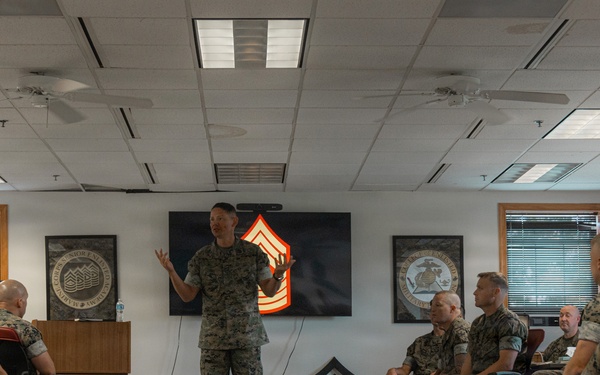 SMMC Visits First Sergeants School