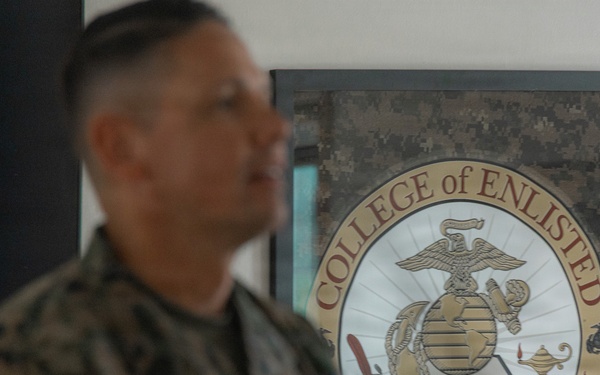 SMMC Visits First Sergeants School