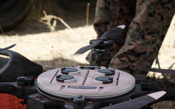I MIG Marines conduct sUAS training during field exercise