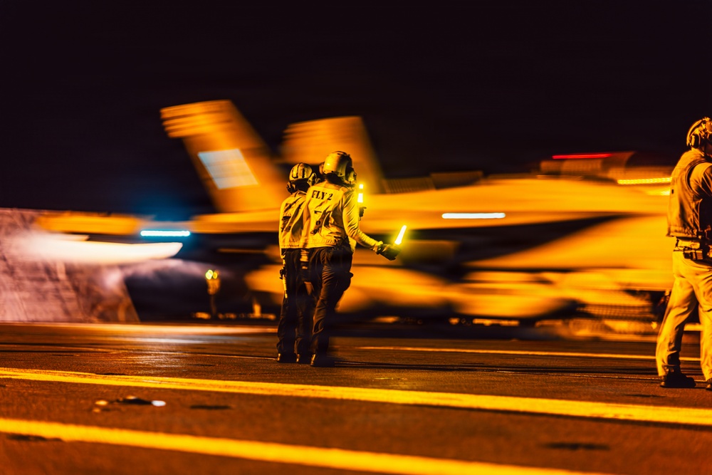 USS George Washington Conducts Flight Operations
