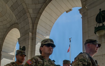 JTF-DC  Georgia Guardsman patrol Union Station