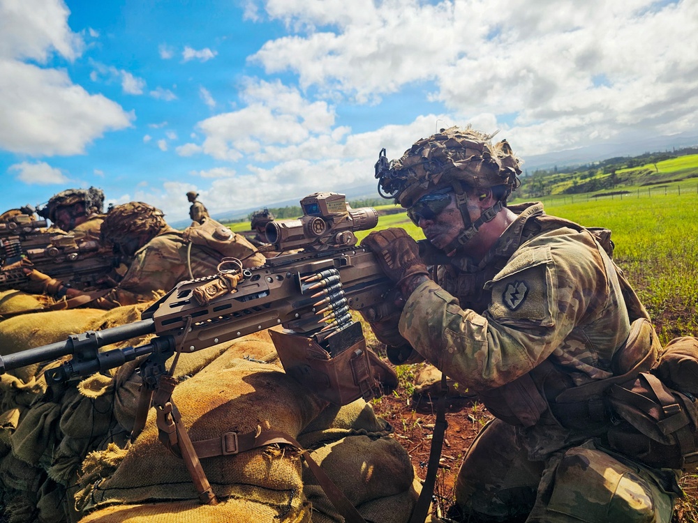 Wolfhounds Maneuver During Combined Arms Live-Fire Exercise