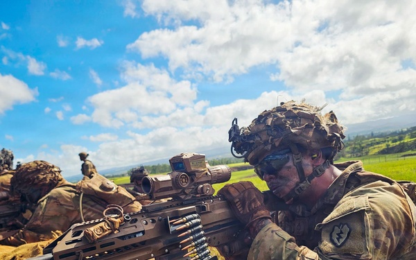 Wolfhounds Maneuver During Combined Arms Live-Fire Exercise