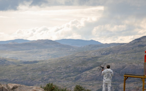 Green Berets Conduct High-Frequency Radio Shot in Greenland