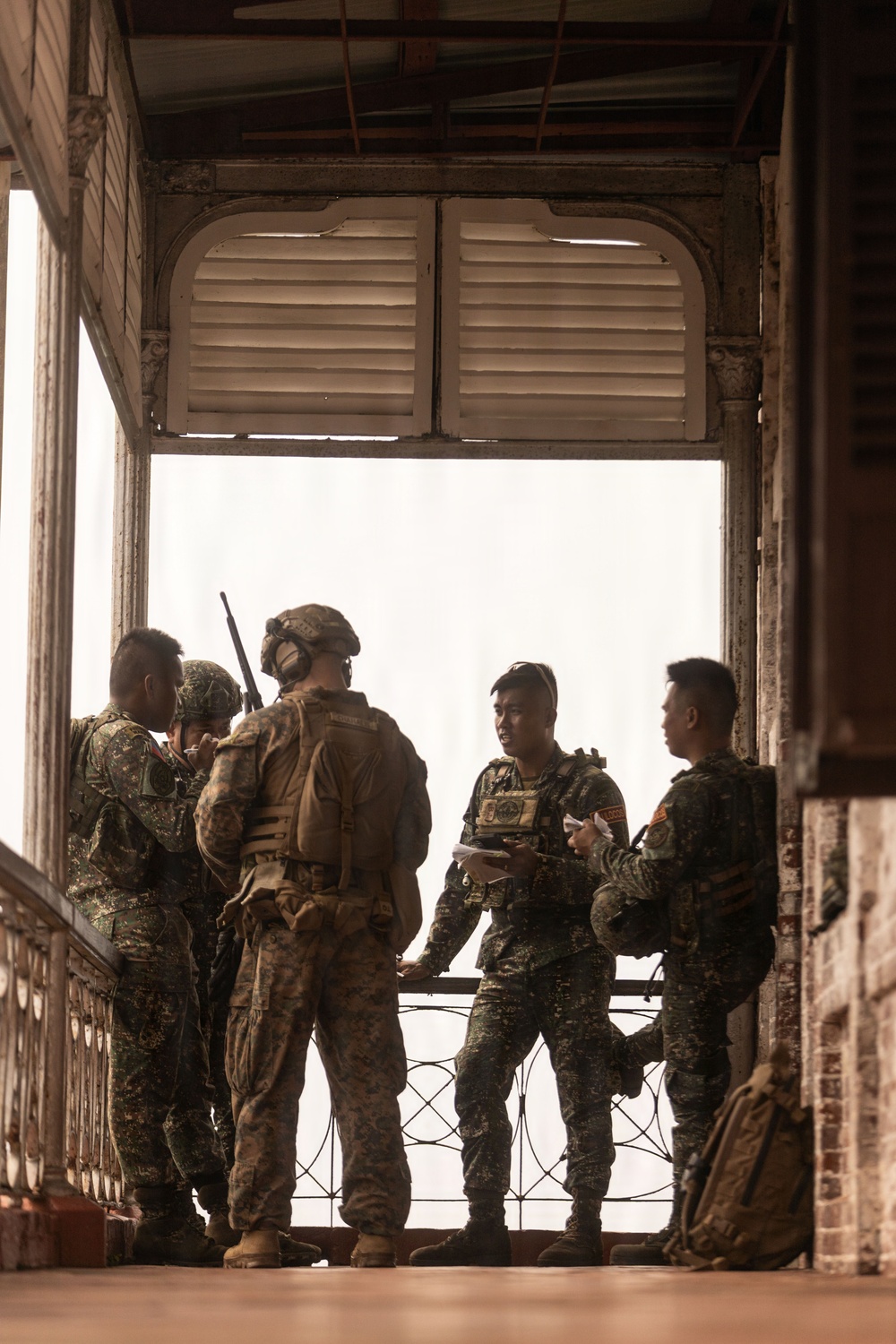 U.S. Marines Conduct Fire Support Team Training with Philippine Marines