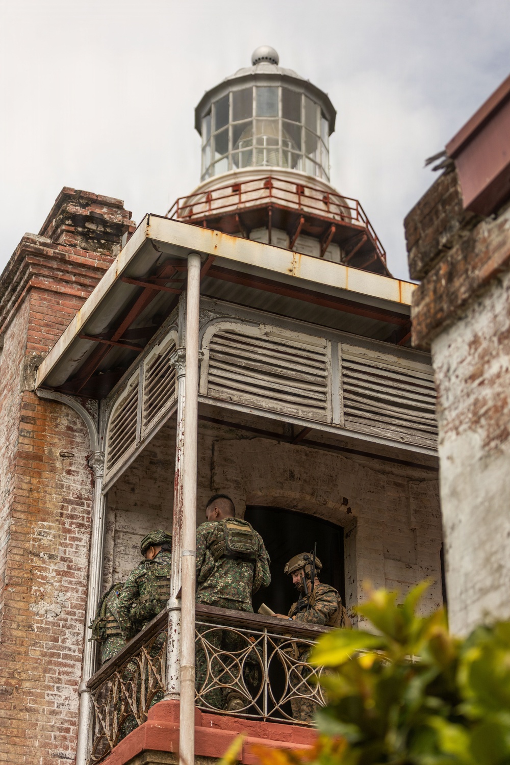 U.S. Marines Conduct Fire Support Team Training with Philippine Marines