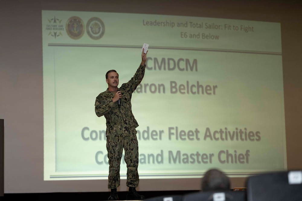 TSFTF Seminar is attended by Okinawa Sailors