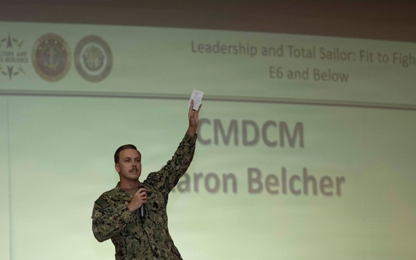 TSFTF Seminar is attended by Okinawa Sailors