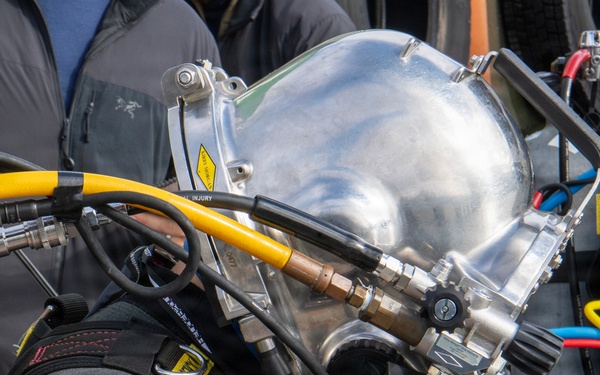 UCT One conducts Dive and Salvage Operations during Northern Viking 2026