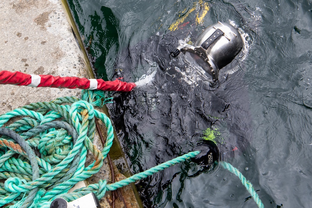 UCT One conducts Dive and Salvage Operations during Northern Viking 2026