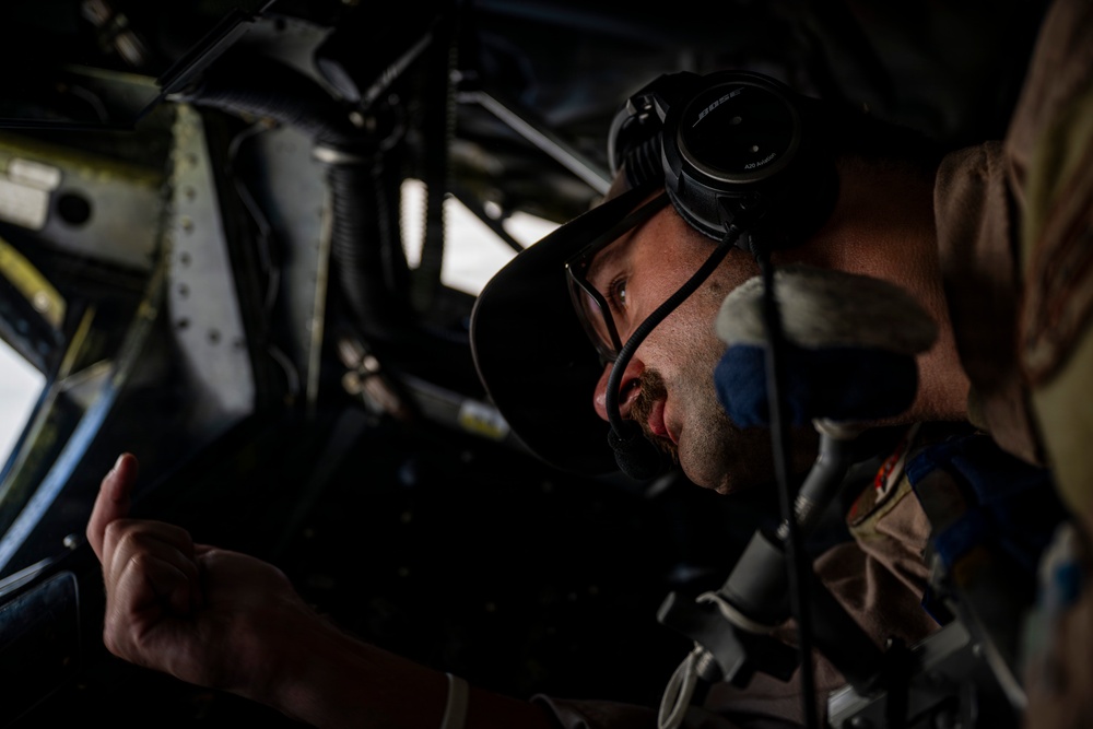 KC135 supports F35 patrol mission in CENTCOM