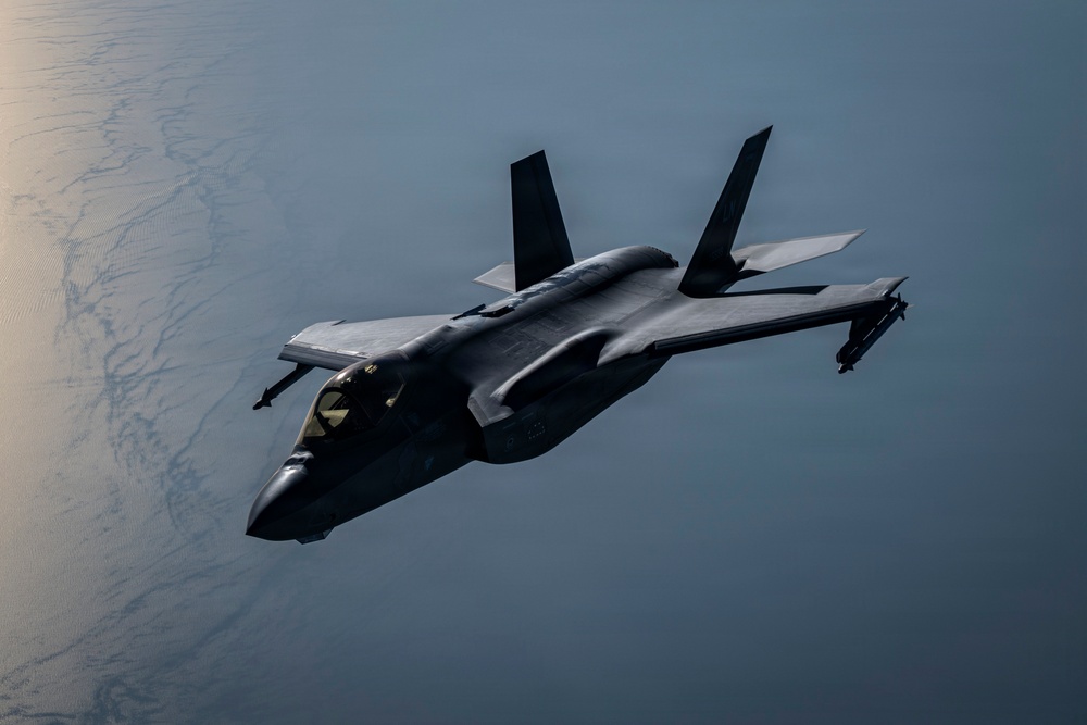 KC135 supports F35 patrol mission in CENTCOM