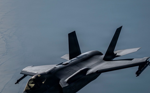 KC135 supports F35 patrol mission in CENTCOM