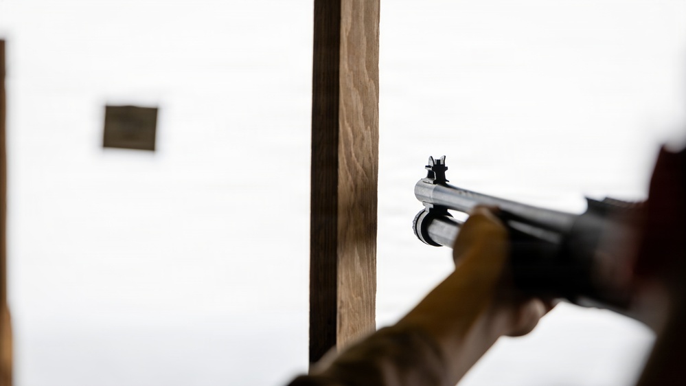 11th MEU Marines Conduct Simulated Shotgun Employment Training Aboard USS Boxer