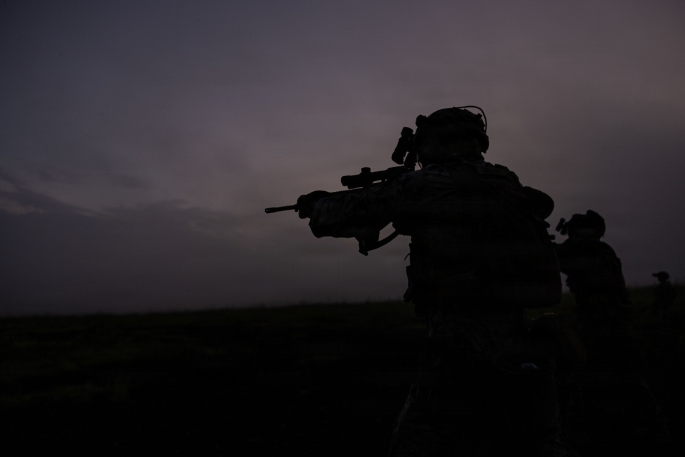U.S. Marines with 12th LCT execute IMTP during the night at Camp Fuji