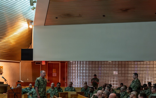 MCPON meets with Sailors, leaders at Corry Station