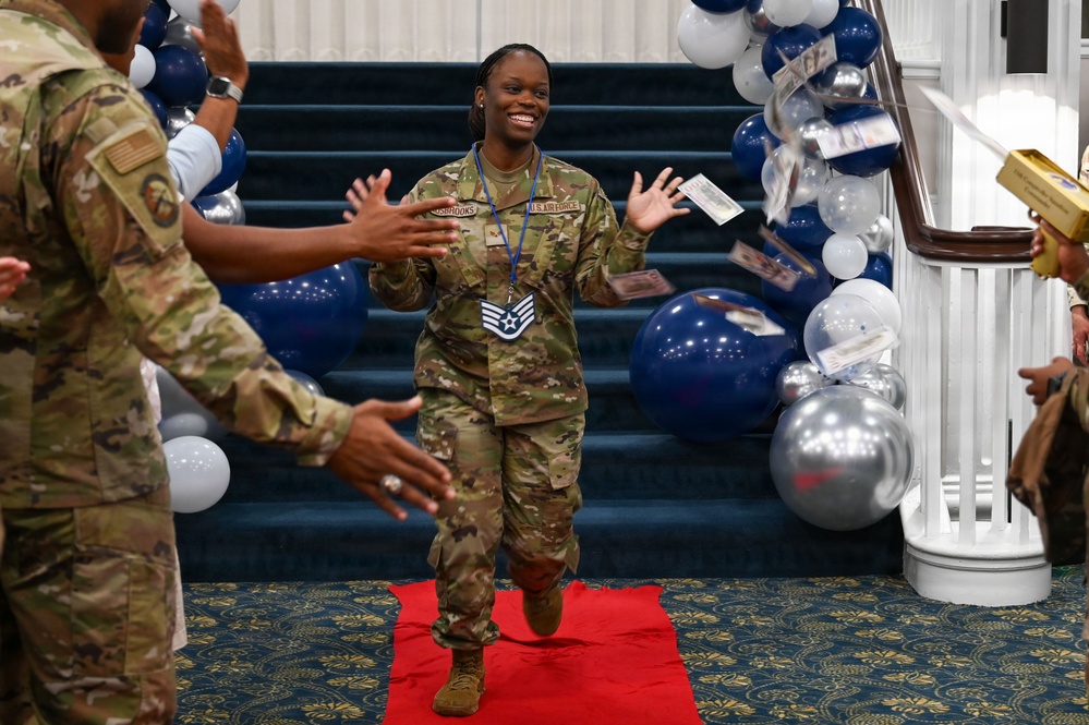 STAFF SGT SELECTS FLYING HIGH