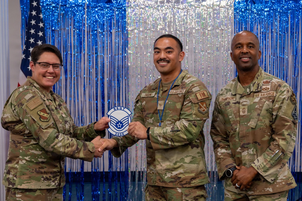 STAFF SGT SELECTS FLYING HIGH